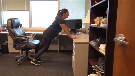 Quick Desk Exercises - Community Health Works