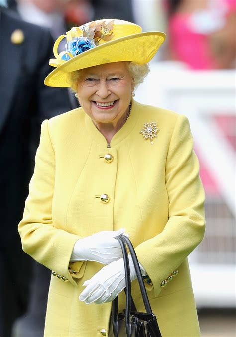 Queen Elizabeth II Hits London Fashion Week For The First Time! | Access