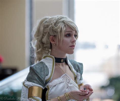 Kingsglaive Lunafreya | Cosplay Amino