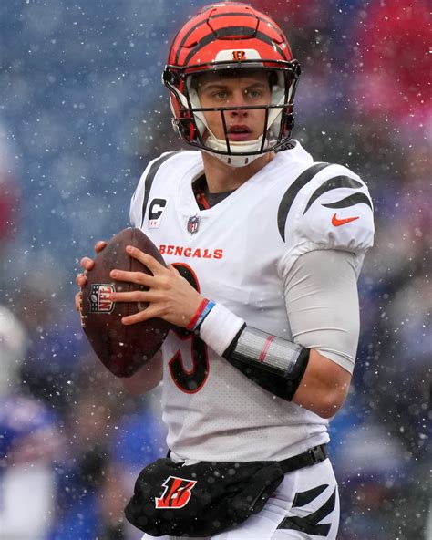 Latest On Joe Burrow, Bengals Contract Negotiations