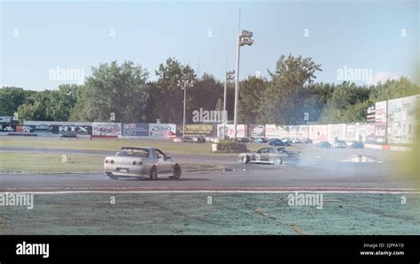 2 Nissan Skyline drifting at the autodrome Stock Photo - Alamy