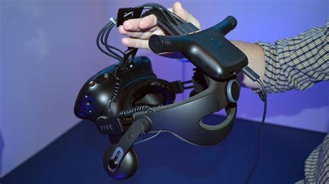 CES 2018: HTC's Vive Wireless Adaptor to Support Both Vive and Vive Pro at Launch