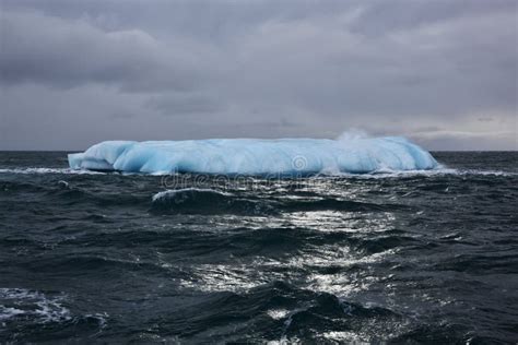 Melting Iceberg in Arctic Ocean Stock Image - Image of melting, warming ...