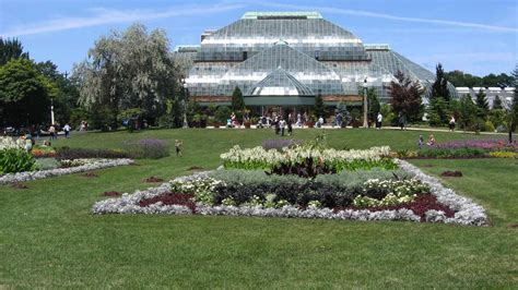 Lincoln Park Conservatory, Chicago - Book Tickets & Tours