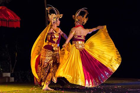 9 Dances Of Indonesia Graceful Indonesian Folk Dances - Riset