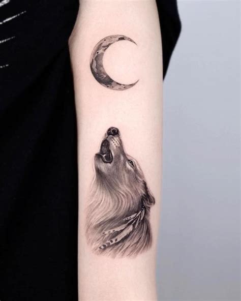 Howling Wolf Silhouette Tattoo