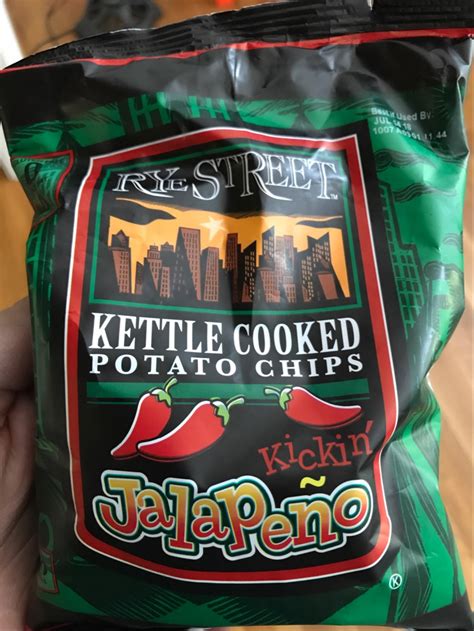 Kettle-Cooked-Jalapeno-Potato-Chips-1524928785 - Focused on Fit