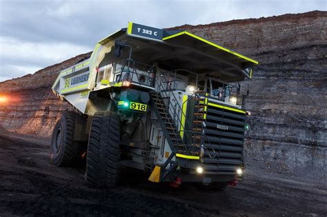 17 Best images about Liebherr Mining Equipment on Pinterest | Trucks, Monsters and Sea level