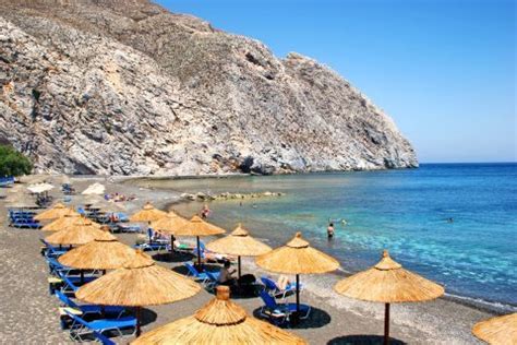 Best 15+ Beaches in Santorini, Greece | Greeka