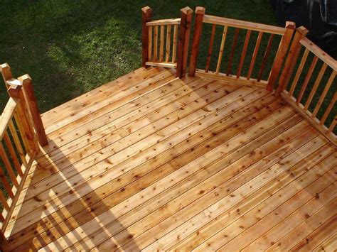 Western Red Cedar Decking | Emmer Brothers Cedar