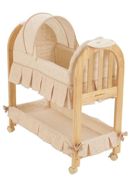 Eddie Bauer Musical Rocking Bassinet - Sandpoint