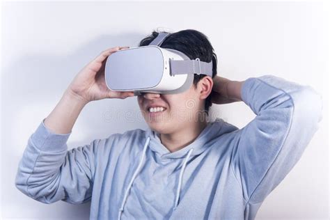 People Wearing Vr Virtual Reality and Glasses Stock Image - Image of studio, young: 174006735