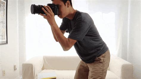 Pan with your camera to capture movement and make your photos more dynamic - DIY Photography