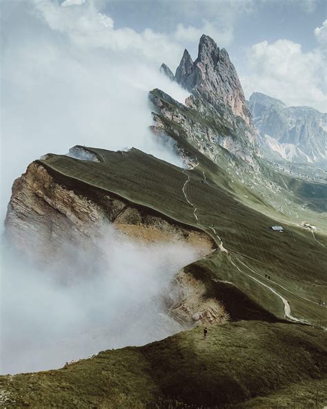 Seceda, the Dolomites’ most jaw-dropping vantage point - Wanderlust Pulse