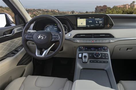 8 seater SUV Hyundai Palisade interior is one of the best looking in its range - SUVCult