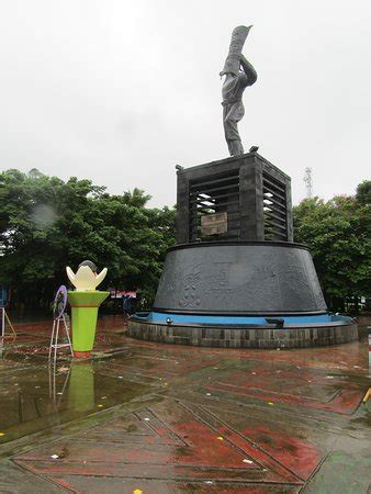 Pattimura Statue (Ambon) - 2019 All You Need to Know BEFORE You Go ...