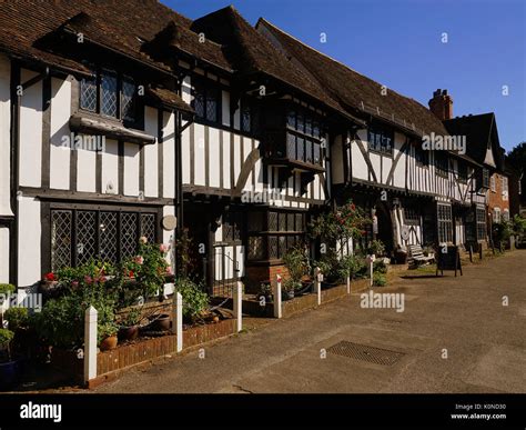 Chilham square chilham kent england hi-res stock photography and images ...