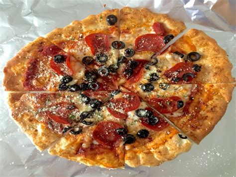 Super Crispy Thin Pizza Crust Recipe - Food.com