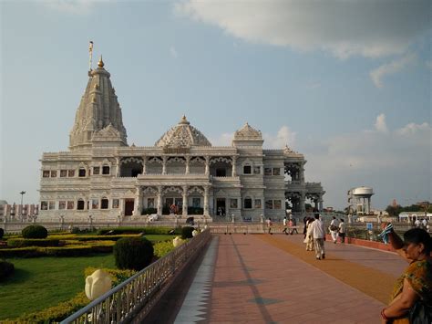 Prem Mandir Vrindavan - Timings, History, Entry Fee, Images, Aarti, Location