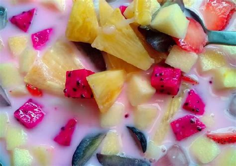 Resep Es Buah Susu oleh Galoeh Cooking - Cookpad