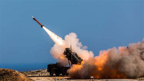 Raytheon Taps Spanish Defense Contractor to Produce Patriot Missile Parts