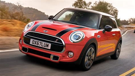 2021 Mini Cooper First Review | Kelley Blue Book