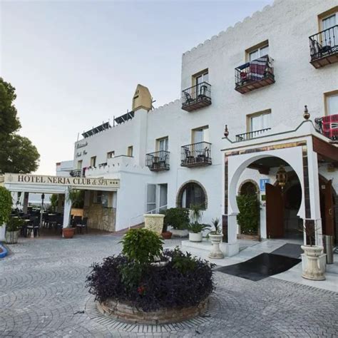 Two Nerja Hotels Close Early for the Season | Nerja Today