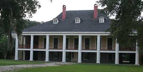 Destrehan Plantation – Haunted Houses