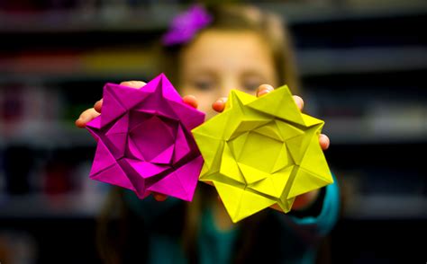 How To Fold An Easy Origami Flower - Art For Kids Hub