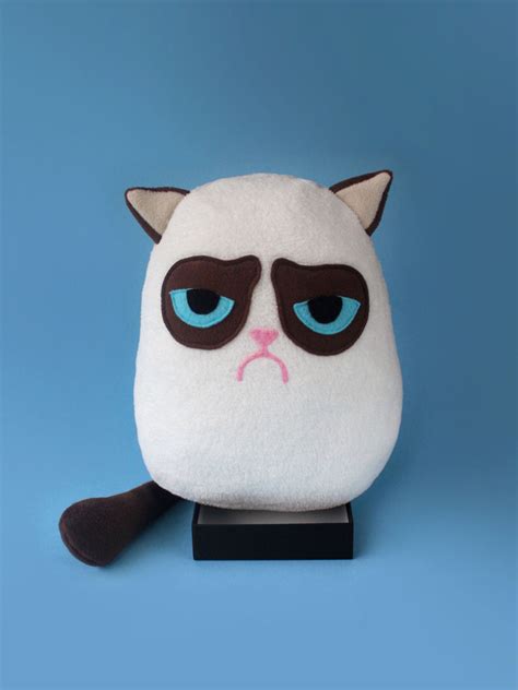 Items similar to GRUMPY CAT plush toy on Etsy