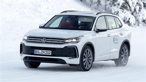 New 2023 Volkswagen Tiguan to get range of hybrid powertrains | Auto Express