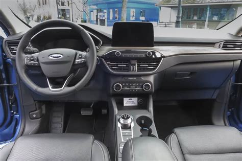 2020 Ford Escape Interior Review & Colours Available | TractionLife