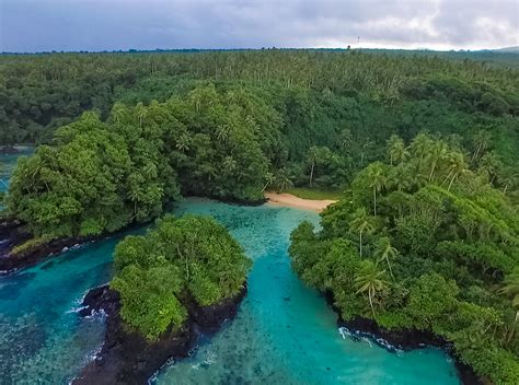 I found the Best Beach in Samoa! - Up An Adam