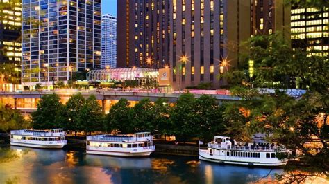 Hyatt Regency Chicago | Best Hotels in Chicago | FamilyTravelGenie