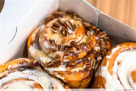 Cinnabon: Famous American Cinnamon Rolls In Singapore | Eatbook.sg