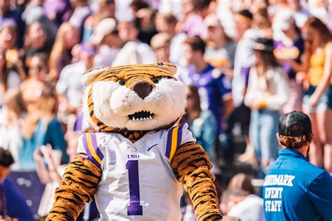 LSU campus, Mike the Tiger to star in feature film ‘The Mascot’