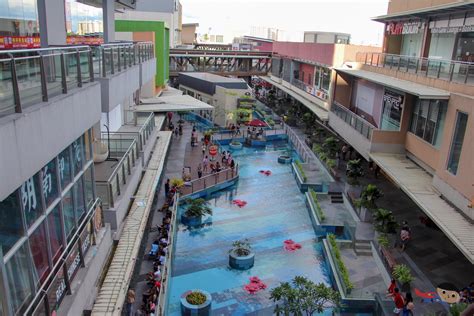 A Quick Tour in Circuit Mall - pond, sky garden and more - Wander Kid Travels | a premier travel ...