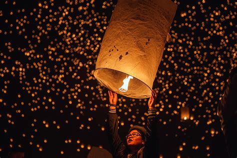 Why Do People Release Sky Lanterns? | Events Where They Are Used