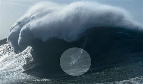 Nature surprises with unique giant waves - NEWS - Nazaré Big Waves Surf - Portugal