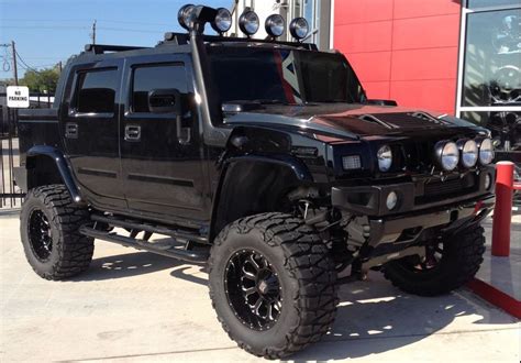 Modified Hummer H2 Pickup