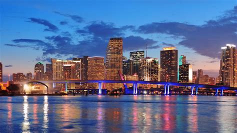 🔥 [73+] Miami Skyline Wallpapers | WallpaperSafari