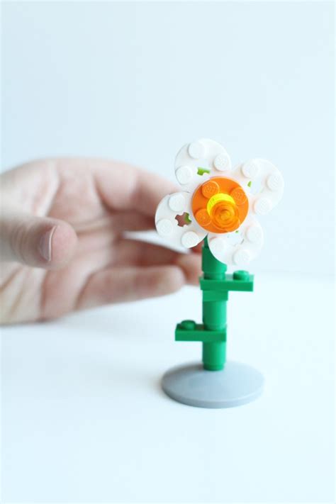 Simple LEGO Flower - I Can Teach My Child!