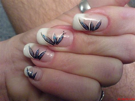 Easy DIY Nail Art Design Ideas|