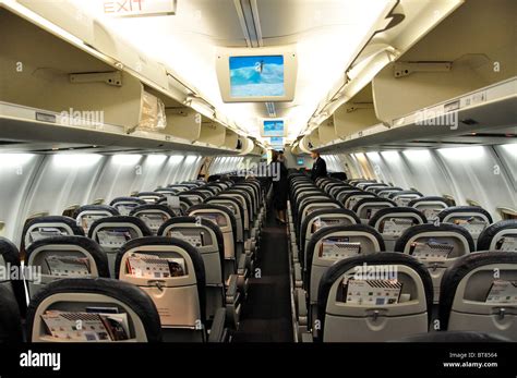 Thomson Boeing 757-200 aircraft interior, North Terminal, Gatwick Stock Photo: 32141820 - Alamy