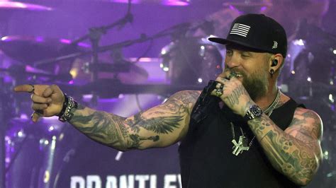 Brantley Gilbert Teases New Music For 2023: 'There's A Lot In Front Of ...