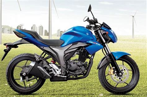 Suzuki Gixxer 150cc and Let’s scooter unveiled - Autocar India