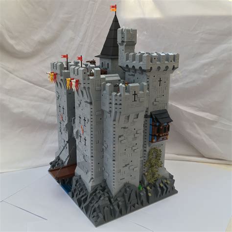 Lego MOC Castle side angled view | Lego castle, Minecraft castle ...