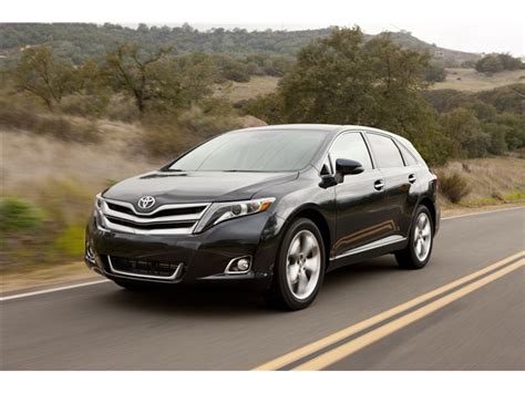 2013 Toyota Venza Review, Pricing, & Pictures | U.S. News