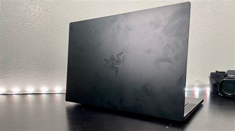 Razer Blade Stealth 13 (OLED) Review - IGN