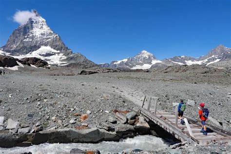 Matterhorn Glacier Trail: Ultimate Guide, Map & Photos (Zermatt Hike Nr. 26)